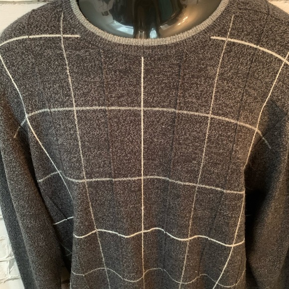 Dockers Crew Neck Sweater Gray Stripes Checks Sz XL - Picture 2 of 8